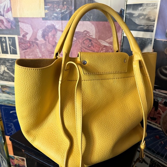 CELINE Small “Big Bag” in the coveted color, YELLOW - Picture 7 of 14